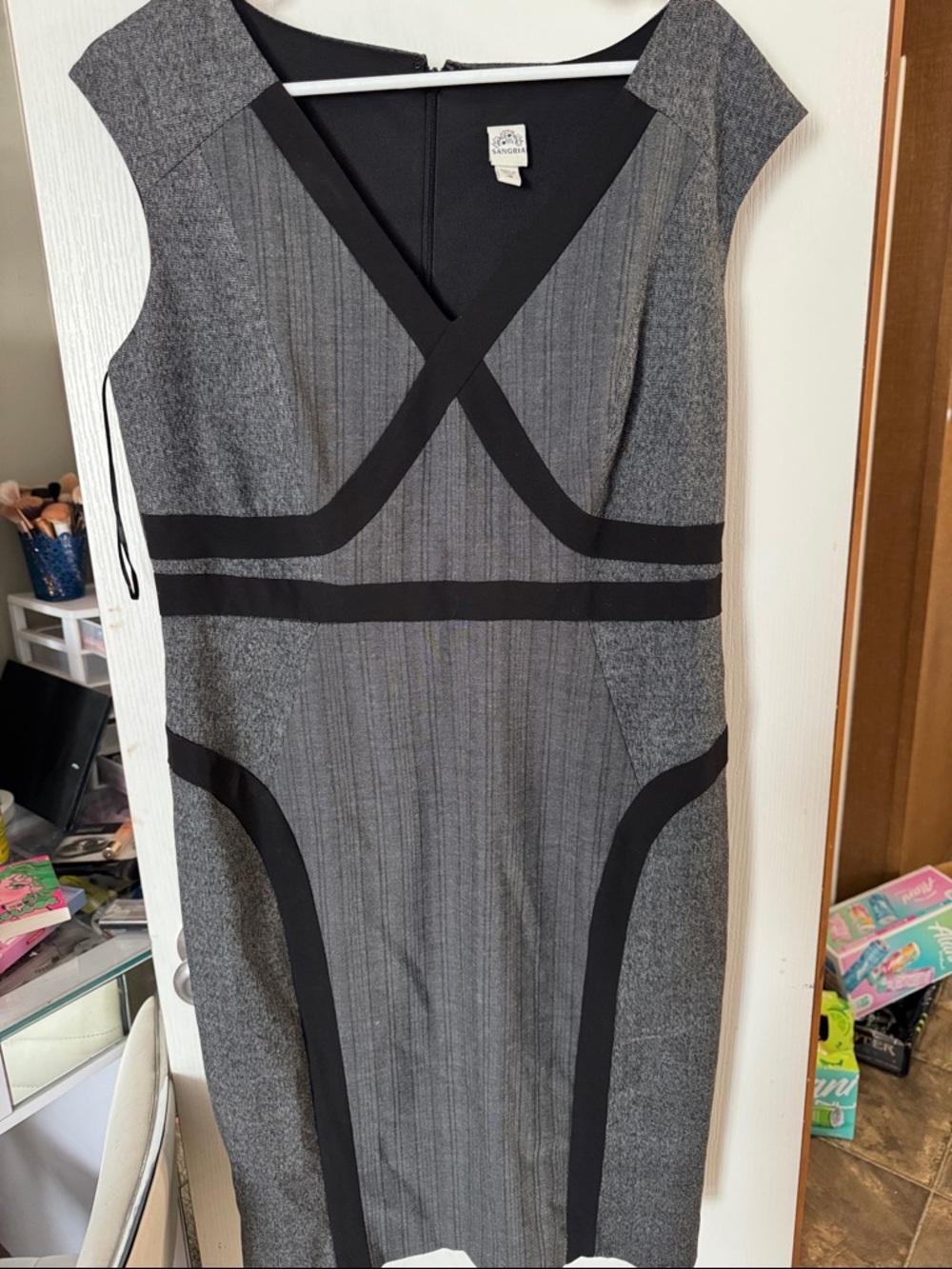 Signature by Sangria Black Dress - Picture 2 of 4